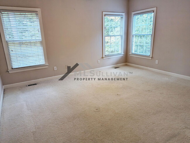 Building Photo - 109 Wakehurst Dr