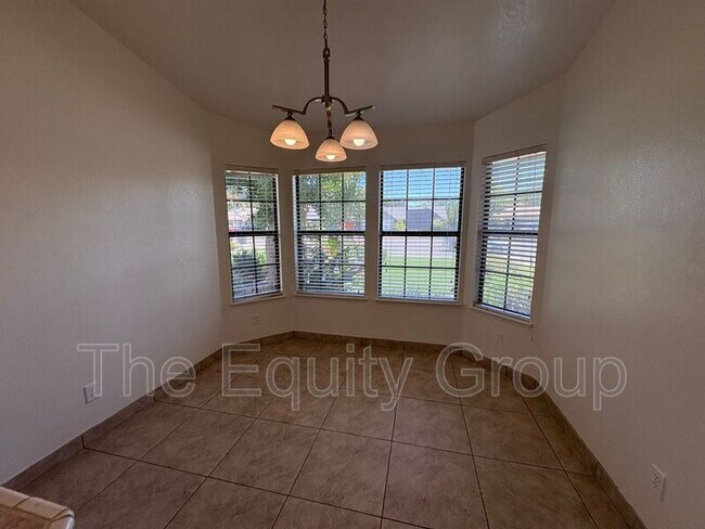 Building Photo - 1931 S Stevenson Ct