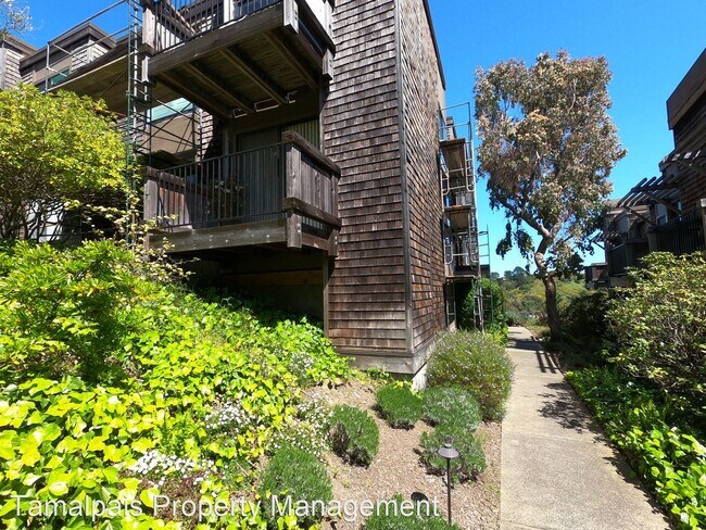 Primary Photo - 1 br, 1 bath House - 540 Seaver Drive