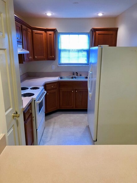 Building Photo - 1146 Northwood Loop