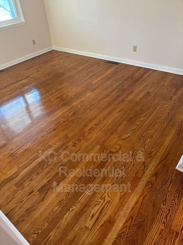 Building Photo - 11508 E 51 St S