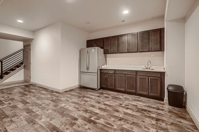 Building Photo - 13673 Kitty Joe Ct