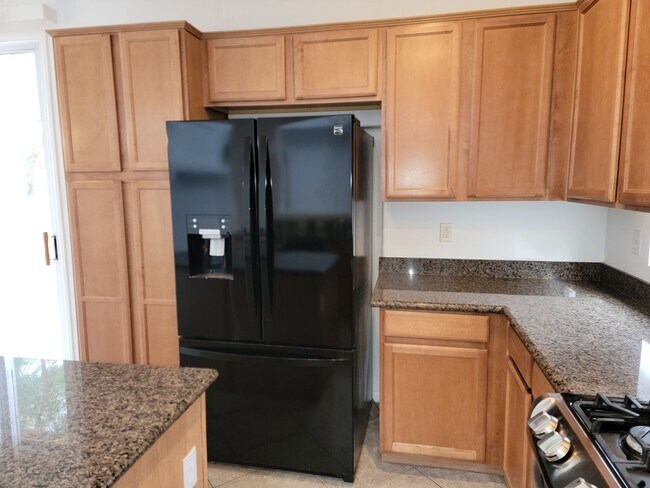 Building Photo - AWESOME HEDERSON GATED COMMUNITY TWO STORY