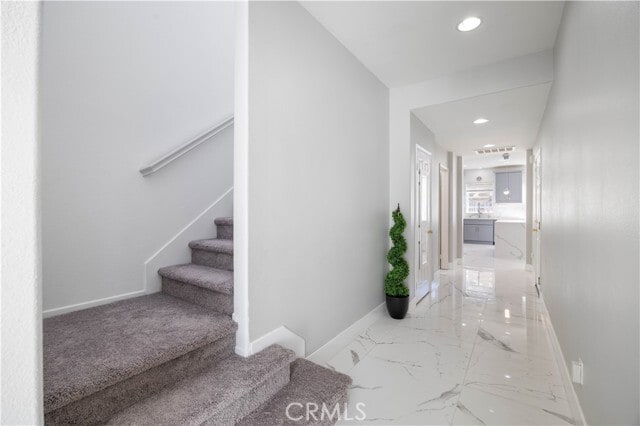 Building Photo - 25090 Acorn Ct
