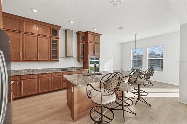 Building Photo - 7228 Great Egret Blvd