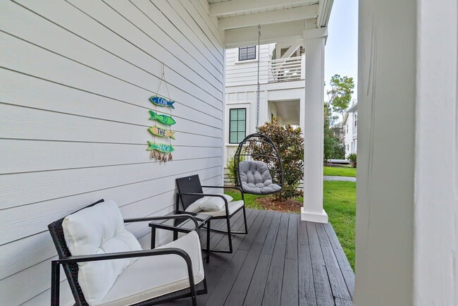 Building Photo - 337 Grande Pointe Cir