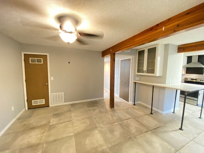 Building Photo - (44) 81-93 Chittenden Avenue