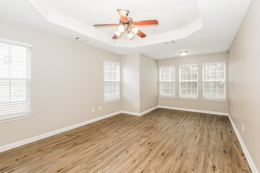 Building Photo - 656 Penstock Path