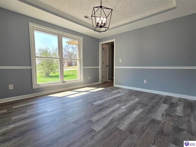 Building Photo - 888 N Woodland Dr