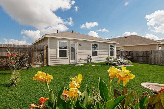Building Photo - 41694 Sorrel Spring Ln