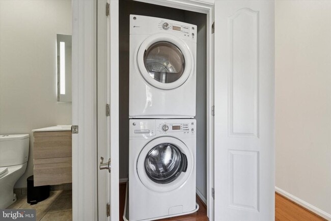 Building Photo - 290 Byberry Rd