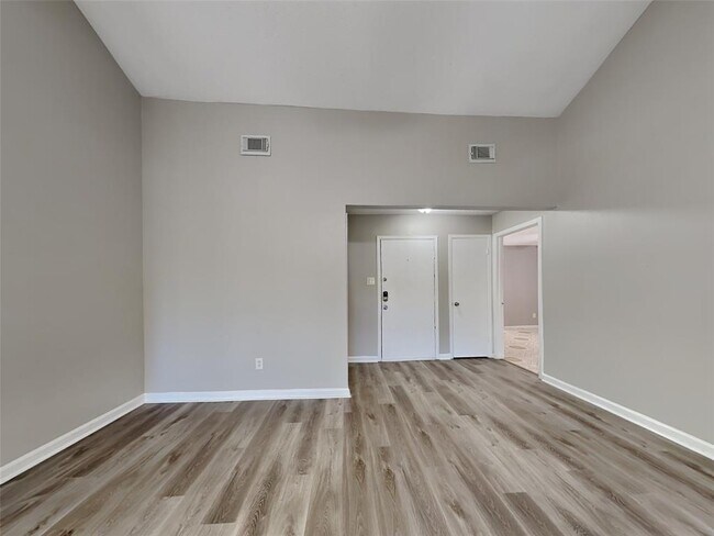 Building Photo - 7434 Tetela Dr