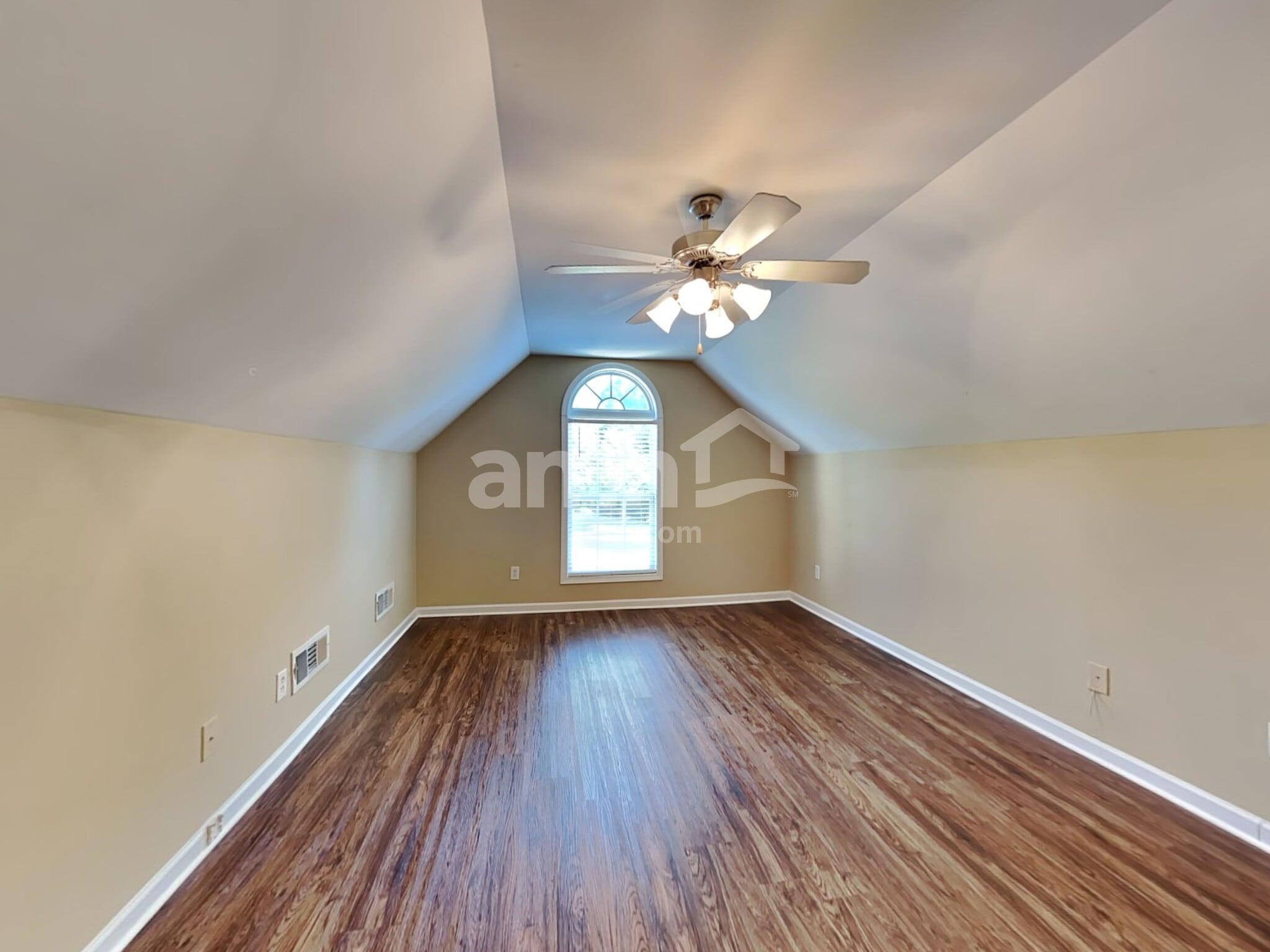 Building Photo - 859 Castlebottom Dr