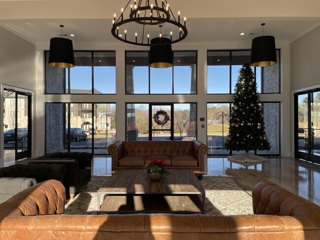 Building Photo - 1083 N Westyn Lp