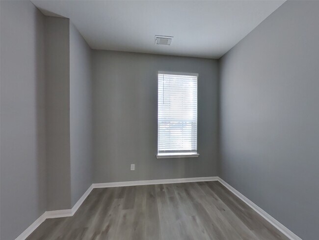 Building Photo - 7506 Parkcross Pl