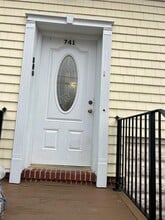 Building Photo - 741 Clocks Blvd