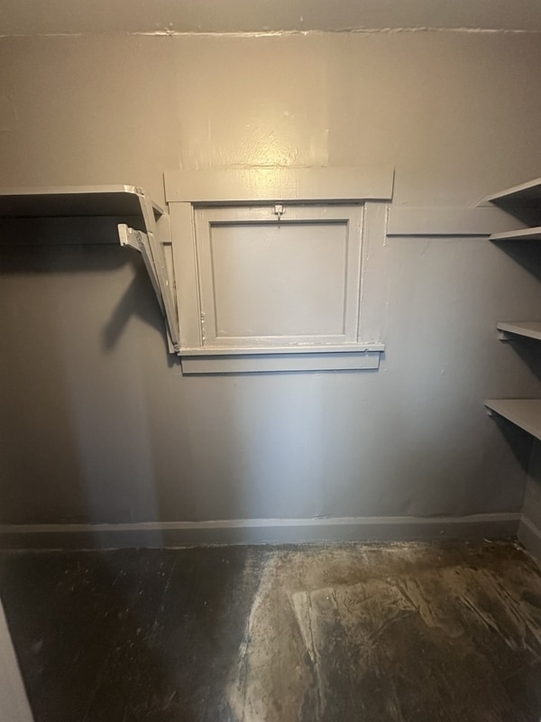 Building Photo - 4704 Behrwald Ave