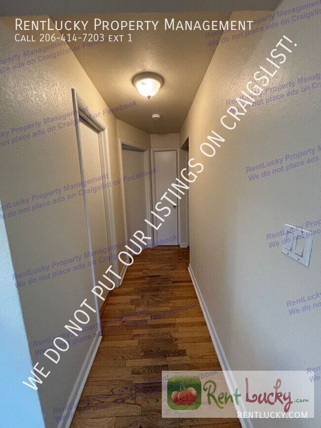 Building Photo - 4729 S Findlay St