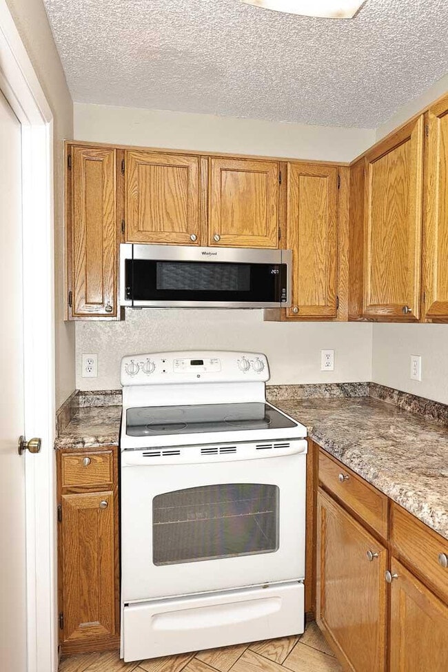 Building Photo - 8625 E Belleview Pl