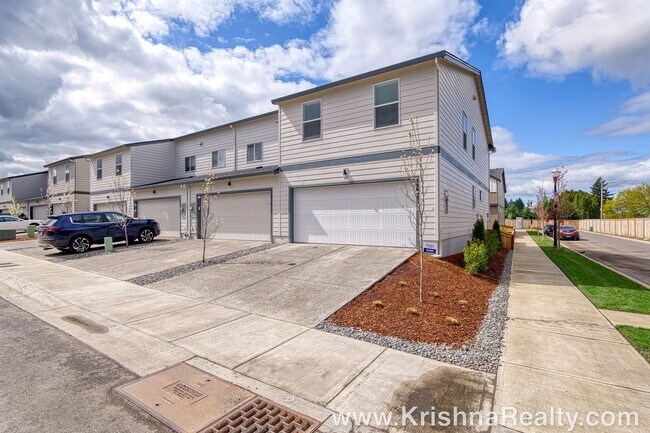 Building Photo - Modern 1-Year-Old NEW CONSTRUCTION 3 BR, 2.5 BA DR Horton Townhome with Community Playground