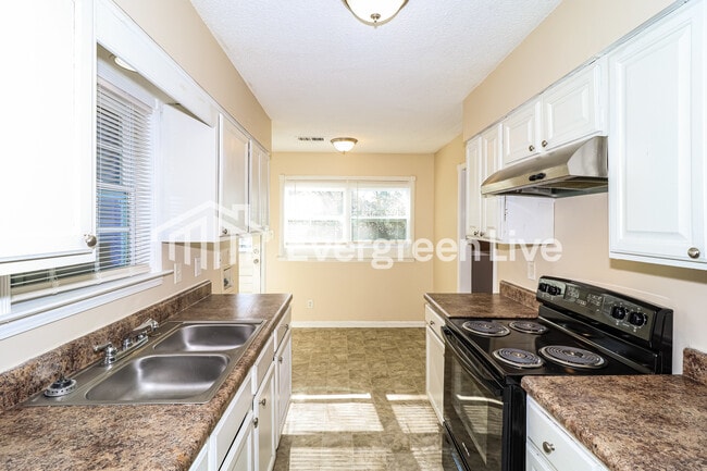 Building Photo - 4795 Judy Lynn Ave