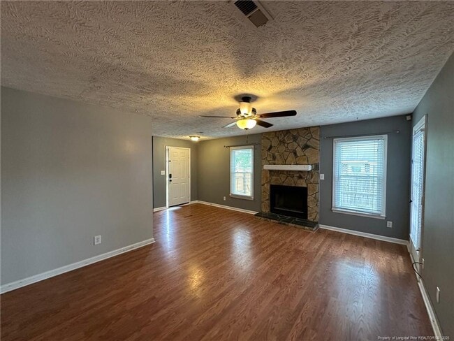 Building Photo - 2229 Mossycup Ln