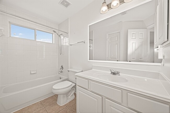 Building Photo - 24919 Spring Aspen Ct