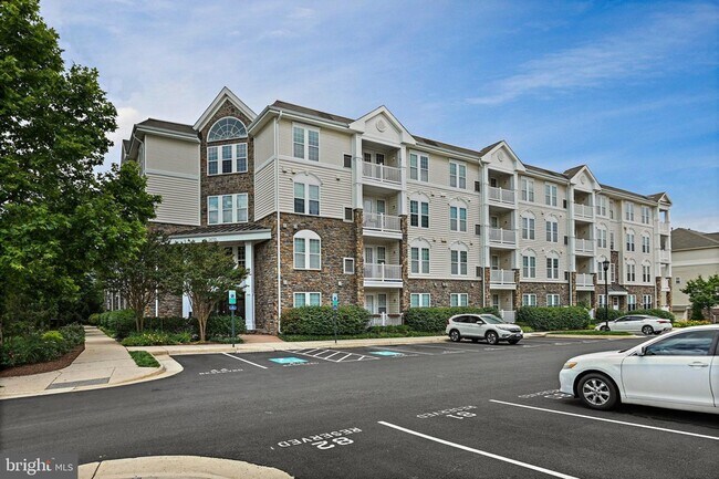 Primary Photo - 24701 Byrne Meadow Square