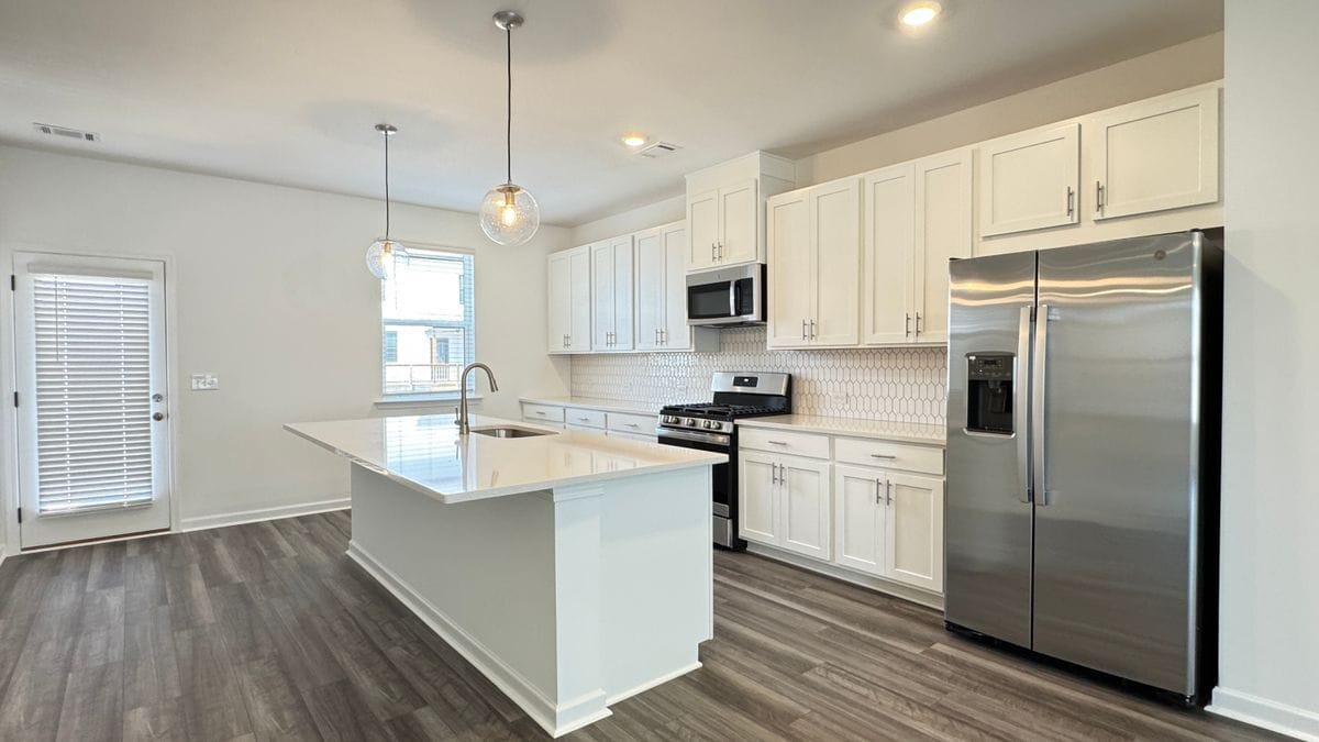 Building Photo - 55 Peeples Dr