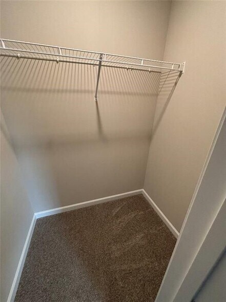 Building Photo - 1257 Fern Ridge Ct