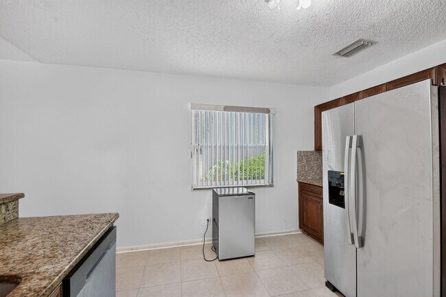 Building Photo - 8332 Bermuda Sound Way