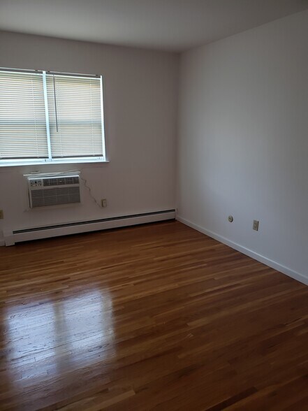 Building Photo - 2467 NJ-10