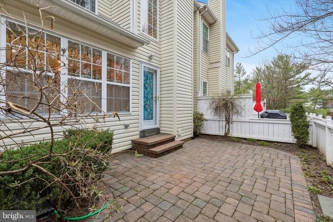 Building Photo - 1629 ROCKCRESS Dr