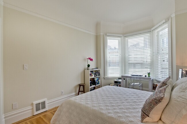 Building Photo - 2130 Mason St