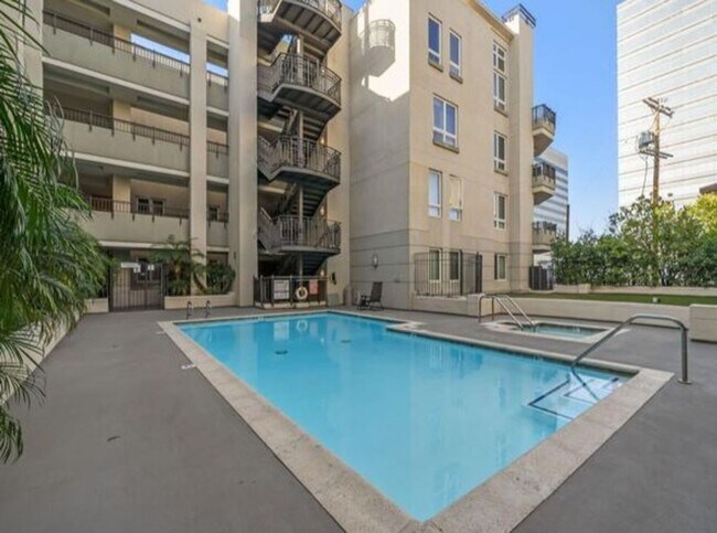 Building Photo - 12222 Wilshire Blvd