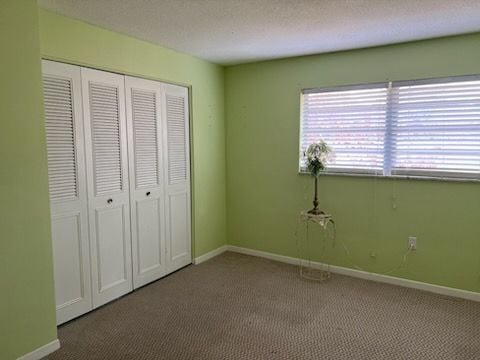 Building Photo - 2497 Country Club Dr