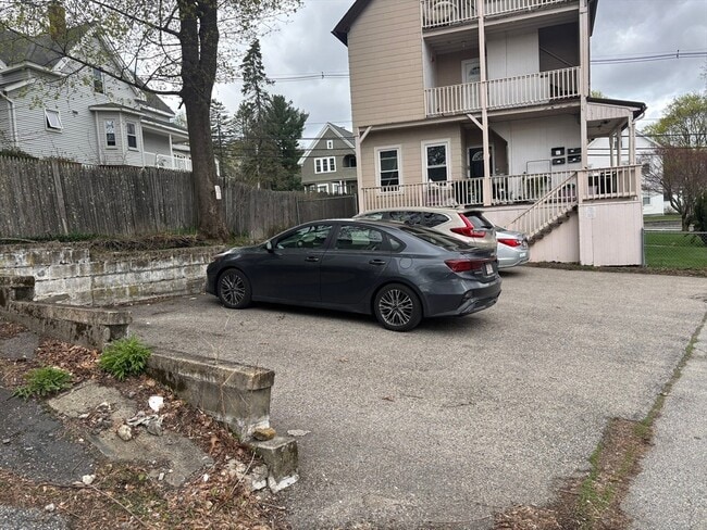 Building Photo - 41 Whipple St