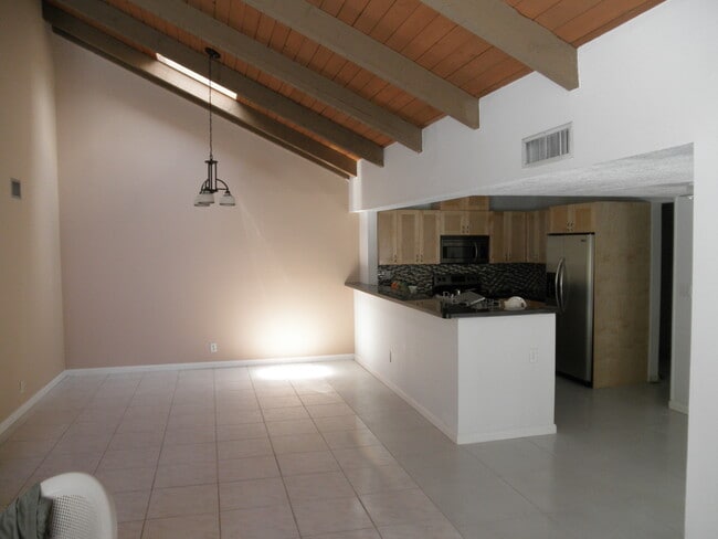 Building Photo - 6480 Contempo Ln