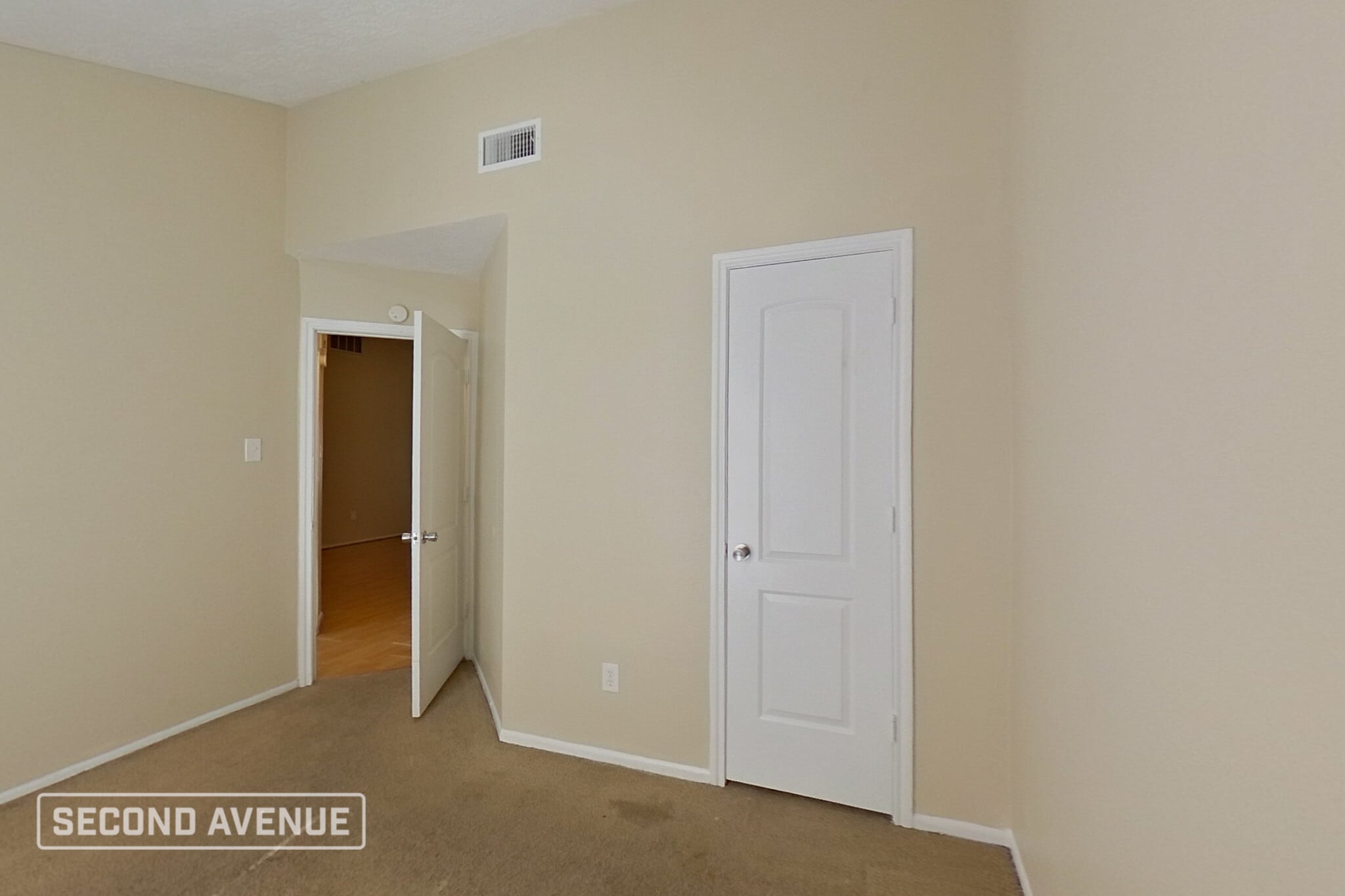 Building Photo - 10803 Thorncliff Dr