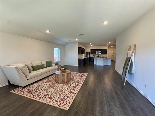 Building Photo - 2948 Shoemaker Dr