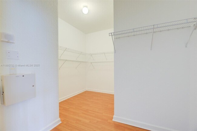 Building Photo - 12842 SW 135th St