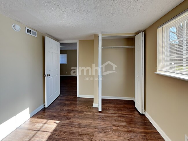 Building Photo - 1691 Roosevelt Dr