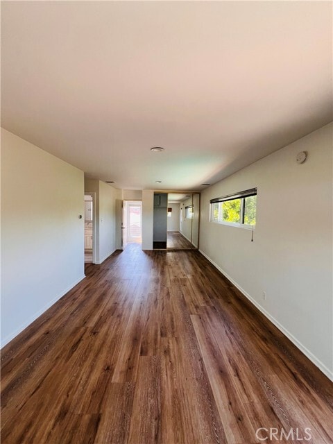 Building Photo - 6637 Balcom Ave