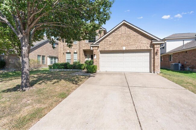 Building Photo - 3917 Links Ln