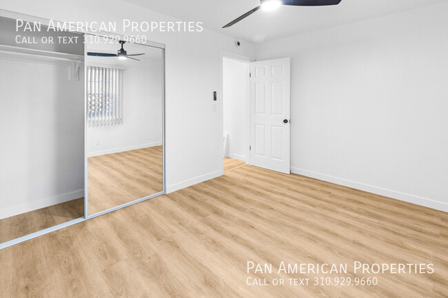 Building Photo - 9106 1/2 Palm St.-A6