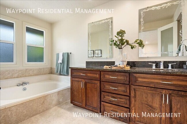 Building Photo - 3108 Woodbrook Pl
