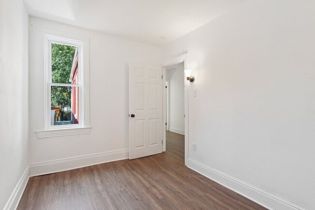 Building Photo - Coming Soon! Spacious 4 Bedroom, 1.5  Bath...