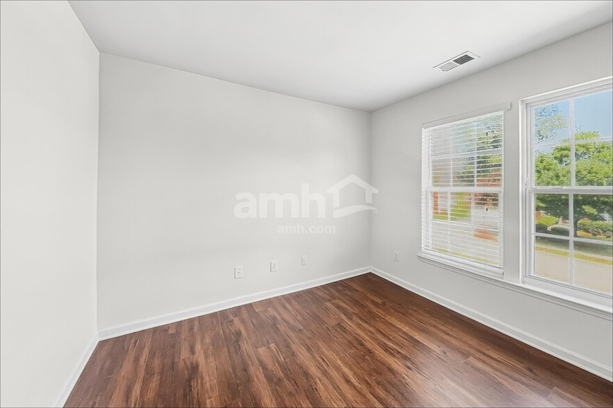 Building Photo - 10105 Baxter Caldwell Dr