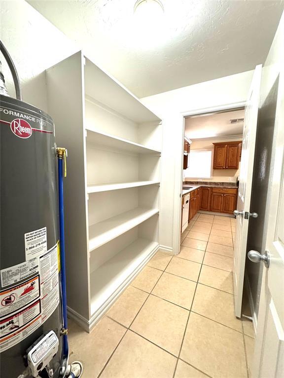 Building Photo - 1101 W Wilshire Blvd