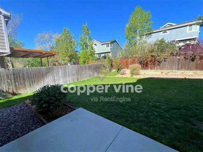 Building Photo - 8535 Oak Way